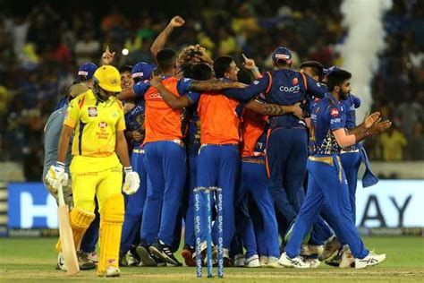 Live Cricket Score Mumbai Indians Vs Chennai Super Kings Ipl 2019