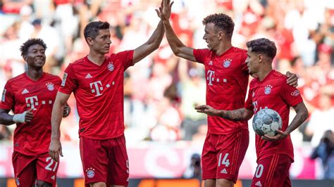 0 wins, 0 draws, and 0 losses. FC Bayern - Mainz 05: FCB zerlegt Gegner, kuriose Tor ...