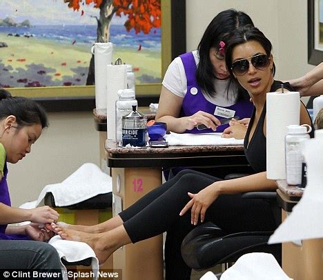 Emmys Kim Kardashian Enjoys A Massage After Skit Poking Fun At