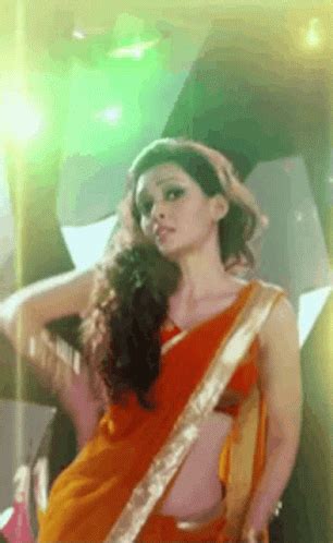 Saree Gif Saree Discover Share Gifs