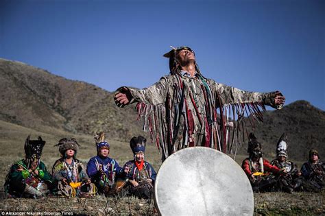 Shamans Gather In Siberia For Call Of 13 Shamans Ceremony Daily Mail