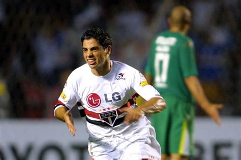This season palmeiras participated in the campeonato paulista, copa libertadores. SPNet - Relembre cinco importantes gols de falta da ...