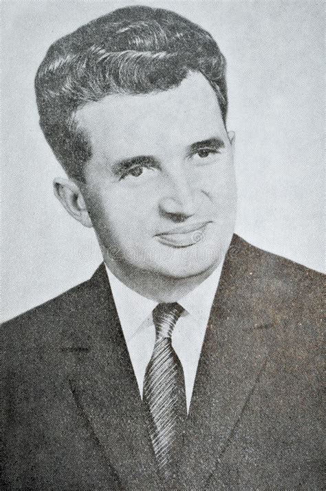 Fotograful peter turnley a postat pe conturile sale de facebook şi twitter o fotografie cu nicolae ceauşescu, făcută cu patru luni înainte de căderea sa de la putere. Ceausescu editorial photography. Image of regime, ceausescu - 14621117