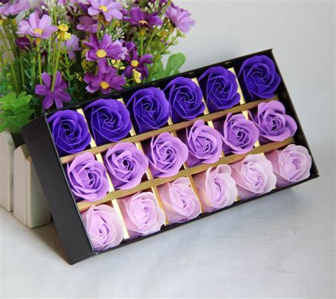 These soap boxes are small and cute and can easily be made by anyone, even the youngest children. 18 pcs rose gift box birthday gift rose soap gift box ...