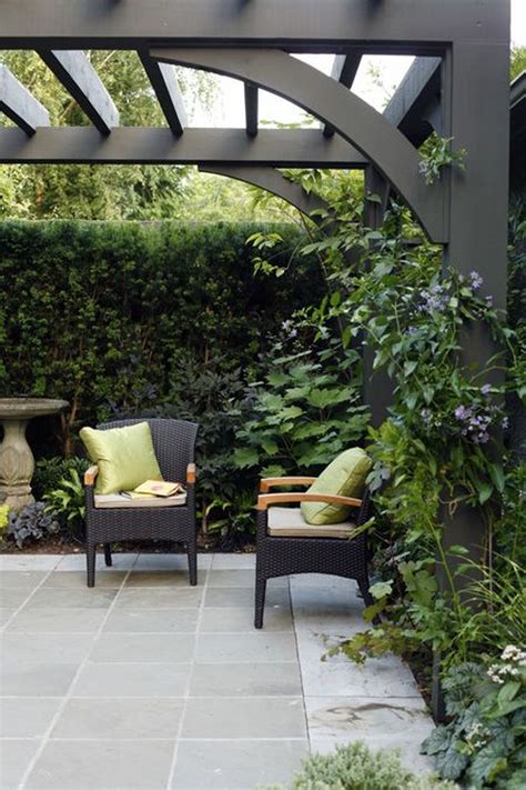 Popular Small Backyard Patio Design Ideas 27 Homyhomee