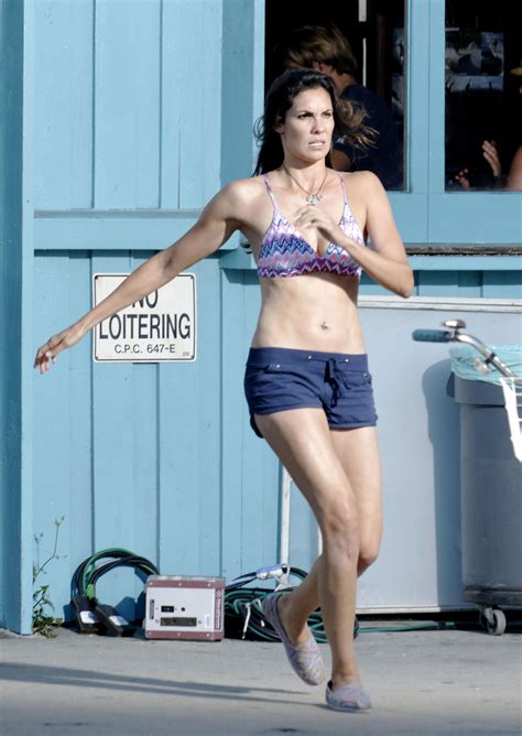 Daniela Ruah Showing Off Her Bikini Body On Set Photos The Blemish