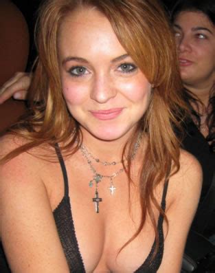 Lindsay Lohan Nue Photos Biographie News De Stars Les Stars Nues