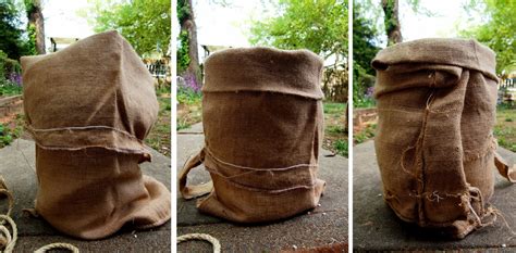 Brian searle diy hanging tomato planter this design is from cheapvegetablegardener.com, see here for details. On High Occasions: DIY Burlap Tomato Planter