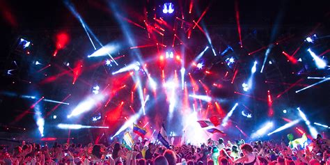 Go Inside Ultra Music Festival With These Giant Photos Nsfw