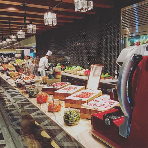 See more ideas about home, kitchen design, beautiful kitchens. World-Class Dining at Four Seasons Hotel Seoul