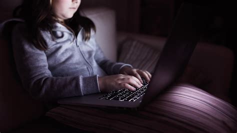 Rtl Spezial Angriff Auf Unsere Kinder Zu Gefahren Im Internet Führt