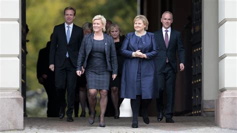 Regeringsskifte Erna Solberg Er Norges Statsminister Tv 2