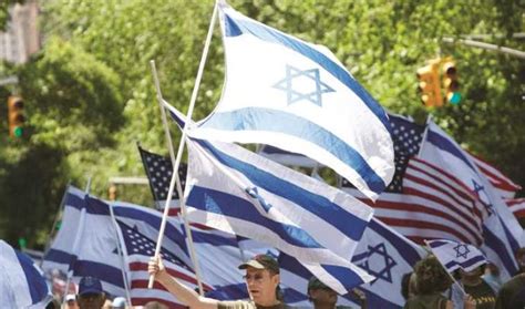 יום חמישי, ג' באייר, 15 באפריל 2021 (ייתכנו שינויים של משרד החינוך). יום העצמאות: בעולם מברכים את ישראל לרגל החג | חדשות מעריב