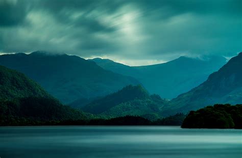 Green Forest Mountain Tropical Mountains Clouds Sea Hd Wallpaper