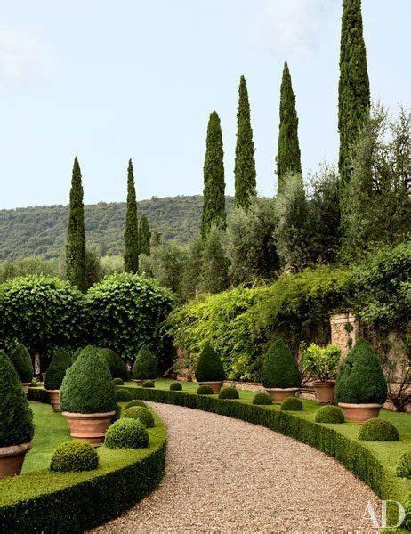 03 Décor Inspiration November 2015 This Is Glamorous Tuscan Garden
