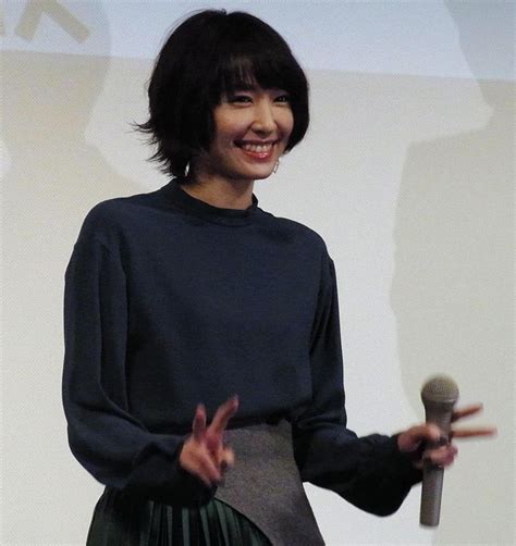 7,407 likes · 15 talking about this · 3 were here. 新垣結衣、星野源の褒め言葉をばっさり「おなかいっぱい ...
