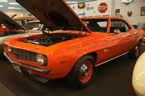 Incredible Muscle Car Collection Sells For Crazy Money Carbuzz