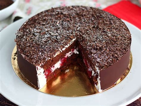 Forêt noire la recette expliquée en détails