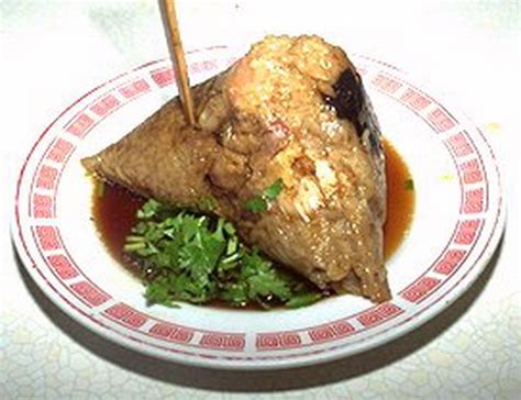 หว่อ เย่าเตี่ยน อี เฟิ่น หน่าย ฮวง เปา ฉันอยากสั่งซาลาเปาไส้ครีมหนึ่งลูก. ตำนานของบะจ่าง หรือ ขนมจ้าง