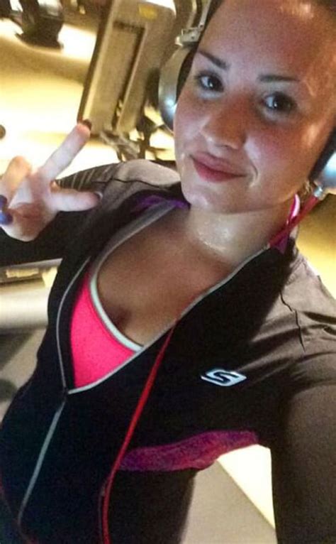 Demi Lovato Selfies The Hollywood Gossip