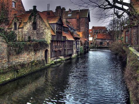 In the federal state belgium, landscape research evolved from regional geographical monographs to more applied research that focuses upon the specific problems in each of the regions. Belgium Landscape | World Visit