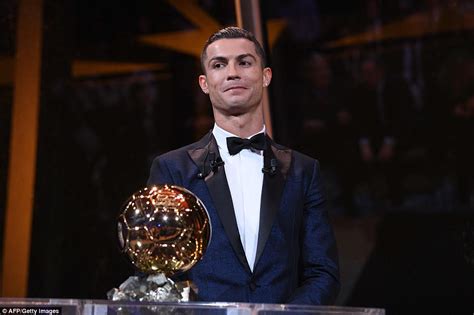 Cristiano Ronaldo Wins The 2017 Ballon D Or Daily Mail Online