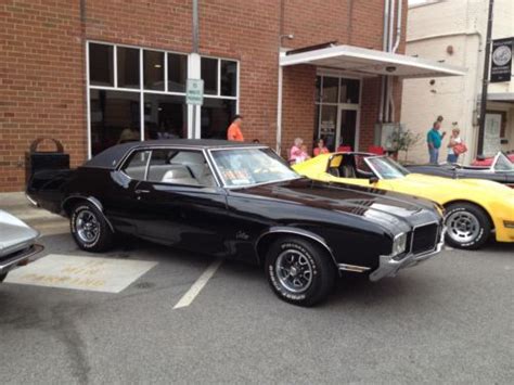 One repaint in original palm green iridescent. Find used 1970 OLDSMOBILE CUTLASS SUPREME, 350 ROCKET ...