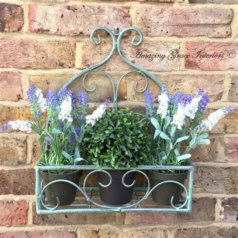 Vintage Country Style Green Metal Garden Wall Planter Hanging Basket