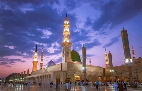مواعيد الصلاة في مدينة المدينة المنورة، اليوم الاثنين بتاريخ 24 مايو, 2021 الموافق 12 شوال, 1442. وقت صلاة الفجر المدينه المنوره | مواقيت الصلاة منطقة ...