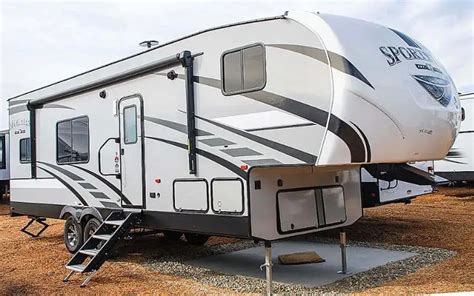 The 8 Lightest 5th Wheel Toy Haulers You Can Buy Rv Owner Hq