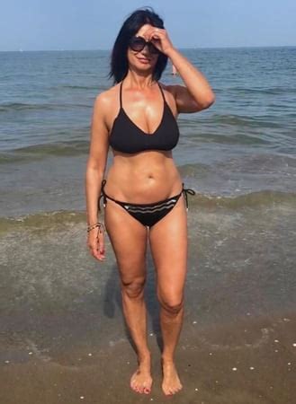 Amateur Mature Mom In Bikini And Summer Dress Immagini Xhamster Com