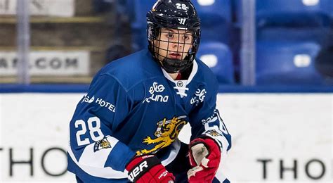 Jesperi kotkaniemi 2018 nhl draft combine interview. 31 Thoughts Podcast: Canadiens eye centre Jesperi ...