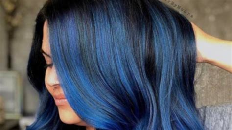 Pantones 2020 Color Of The Year Classic Blue Hair Color Ideas Fashionisers©