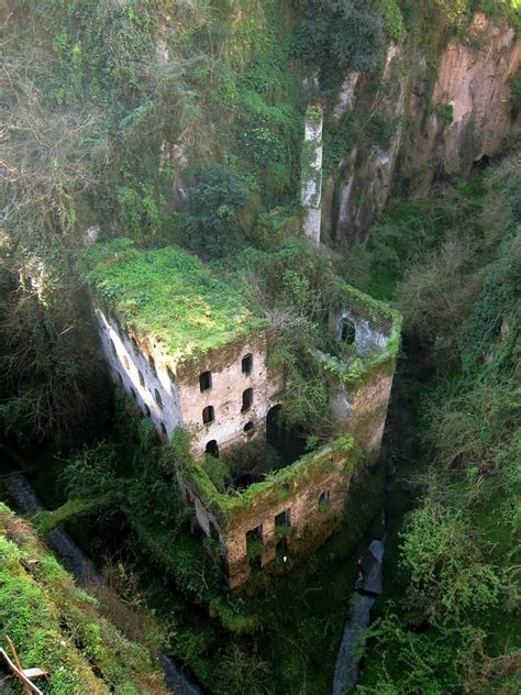 The 33 Most Beautiful Abandoned Places In The World Freeyork