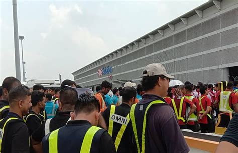 Working in the airline/aviation industry at klia/klia2. Radioactive leak at Pos Aviation in Sepang, operations ...