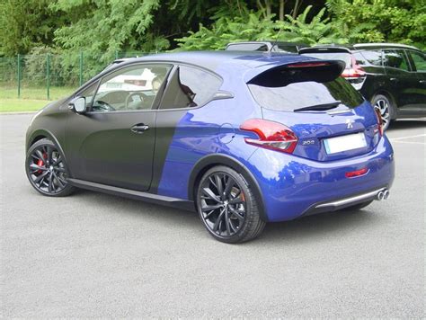 Vw golf gti vs peugeot 208 gti peugeot sport anniversary. Peugeot 208 Gti By Peugeot Sport - Auto Direct Import