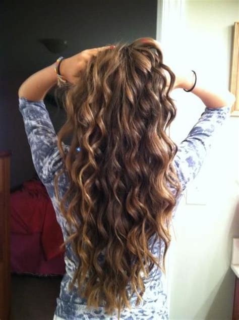 Shampoos & conditioners, styling, treatments, dry shampoos Curly Hairstyle to Have: Beach Waves Tutorials - Pretty ...