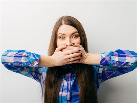 7 Surprisingly Effective Ways To Get Rid Of Hiccups