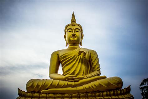 Free Photo Photo Of Golden Gautama Buddha Art Tourism Thailand