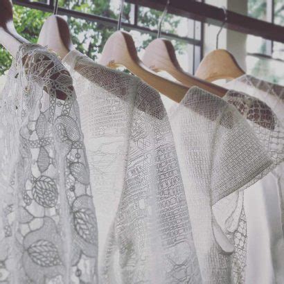 Şiir üzerine düşüncelerin ve teorilerin bütünü demektir. 2020 DressCollection🕊 - Poetika