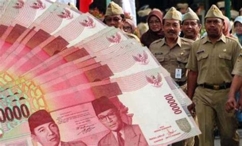 Kira kira berapa ya gaji yang bisa kita dapatkan saat masuk di tahun 2019 mendatang. Horee.. Gaji Ke-13 PNS Cair Hari ini, Berikut Rinciannya ...