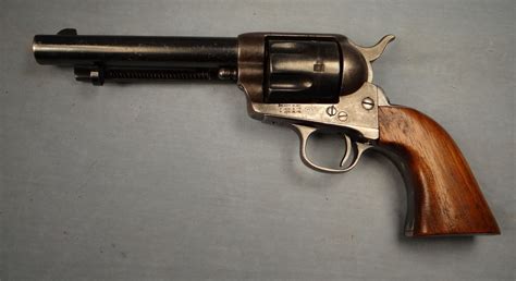 Colt Saa U S Artillery Revolver 45 Cal 5 14 Bbl Walnut Grips