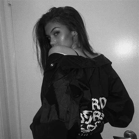 Pin by Alyssa Marie on +Kelsey&Sahar+ | Insta photo ideas ... Search on instagram for here many users already shared lots of their photos with a text under their picture.