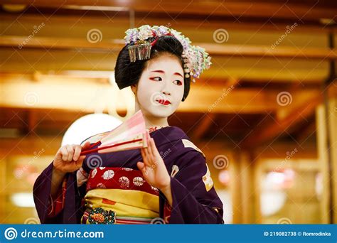 kyoto japan 18 may 2015 maiko apprentice showing japanese traditional dance maiko is an