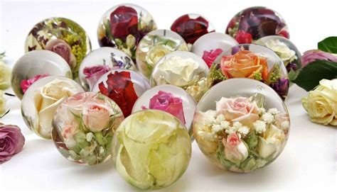 Lesser karats will not last as long on the rose or give it the same kind of shine and beauty. Eight ways to preserve your wedding flowers