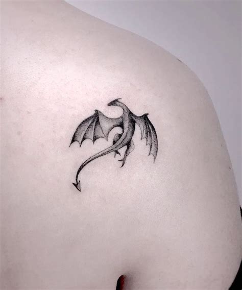 Add Flavor To Your Body Art With A Simple Dragon Tattoo Body Tattoo Art