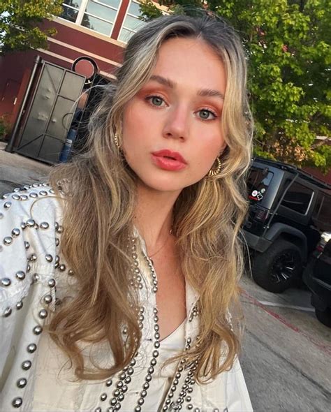 Tight Blonde Brec Bassinger Has Me Super Hard Id Love To Use Her