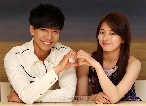 Lee seung gi seems that yuna to be the ideal woman and seems to continue sending love calls. Gu Family Book Wrap Interview HQ Photos - Lee Seung Gi ...