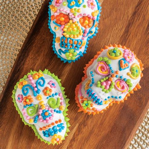 Choose from contactless same day delivery, drive up and more. Nordic Ware Bakform Hunted Skull cakelet Pan - Hus-modern.se