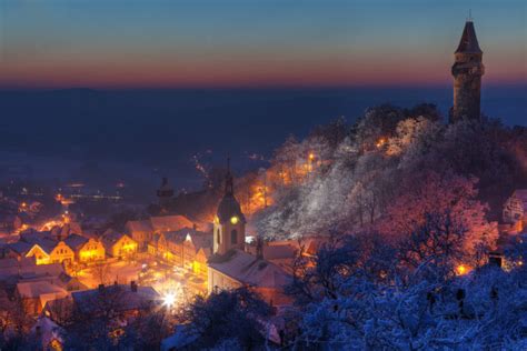 30 Wonderfully Wintery Scenes From Around The World